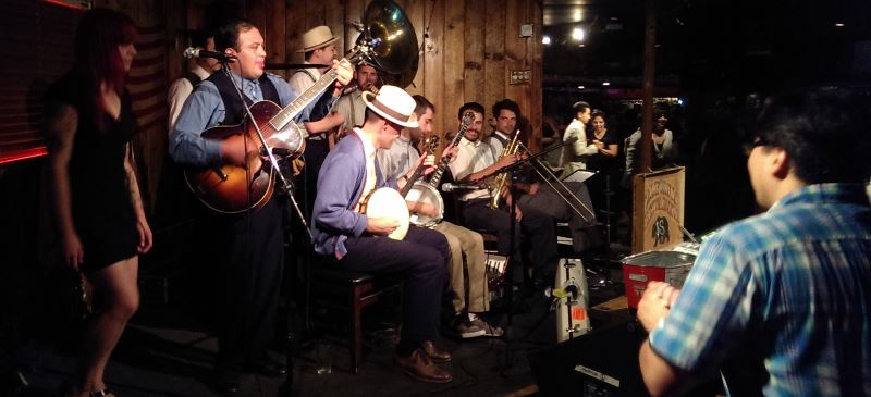 California Feetwarmers at Joe's Bar